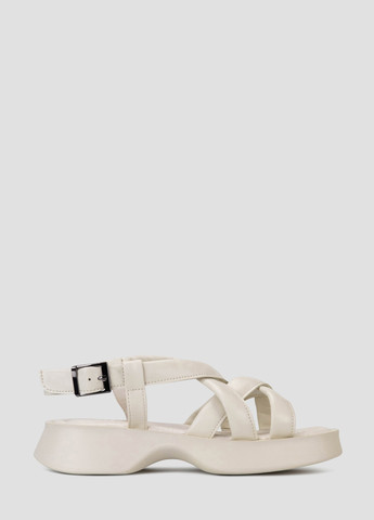 Белые босоножки Alromaro с ремешком