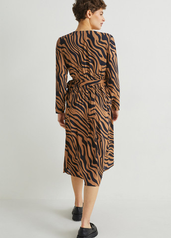 Коричнева кежуал сукня на запах C&A тигровый