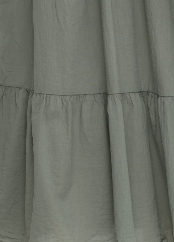 Оливковое (хаки) кэжуал платье с открытой спиной Moda in Italy однотонное