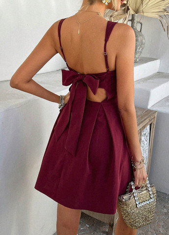 Бордовое коктейльное, кэжуал платье с открытой спиной SHEIN однотонное