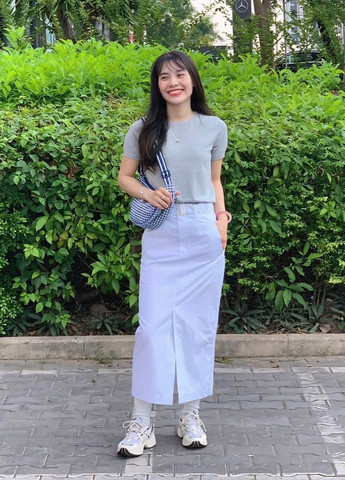 Белая кэжуал в полоску юбка Uniqlo карандаш