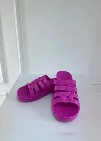 Розовые шлепки Let's Shop