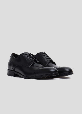 Черные черные кожаные туфли Roberto Morelli