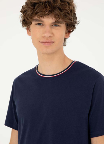 Темно-синя футболка U.S. Polo Assn.