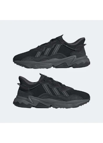 Чорні кросівки демісезон adidas