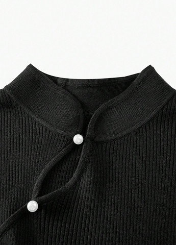 Чорний демісезонний светр SHEIN