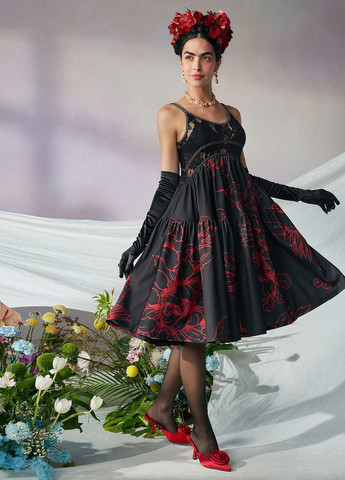 Чорна кежуал сукня в стилі армпір SHEIN з квітковим принтом