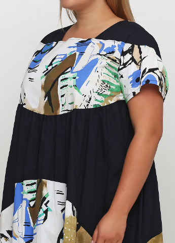 Комбинированное кэжуал платье клеш 158С с абстрактным узором