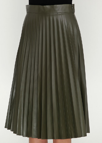 Оливковая (хаки) кэжуал однотонная юбка Bebe Plus миди