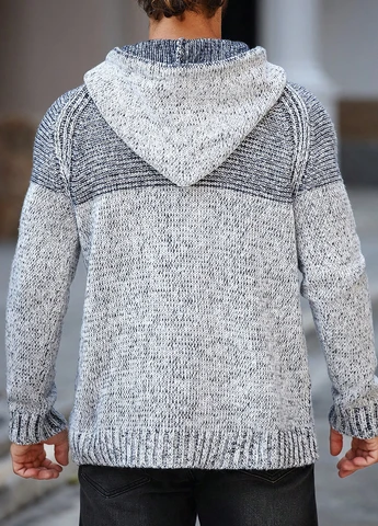 Серый зимний свитер SHEIN