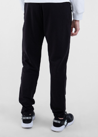 Черный спортивный брюки из хлопка Emporio Armani (228134004)
