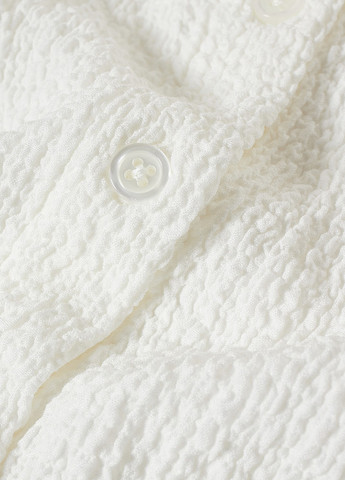 Молочна блуза C&A