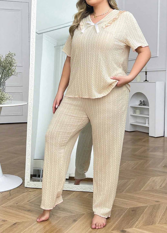 Кремовая всесезон пижама (футболка, брюки) футболка + брюки SHEIN