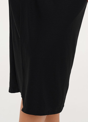 Чорна кежуал сукня на запах We однотонна