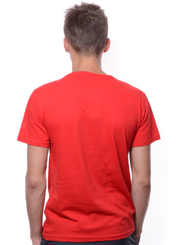 Красная футболка Eniste