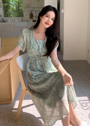 Светло-зеленое кэжуал платье клеш SHEIN с абстрактным узором