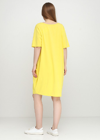 Жовтий кежуал платье Italy Moda однотонна