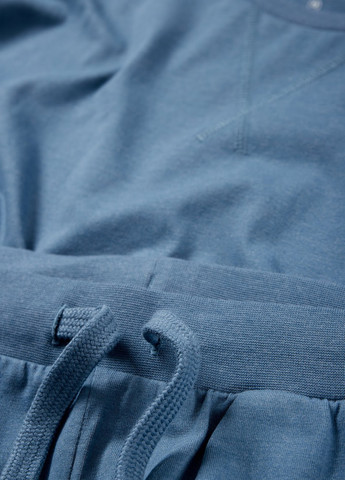 Синий демисезонный комплект (лонгслив, шорты) C&A