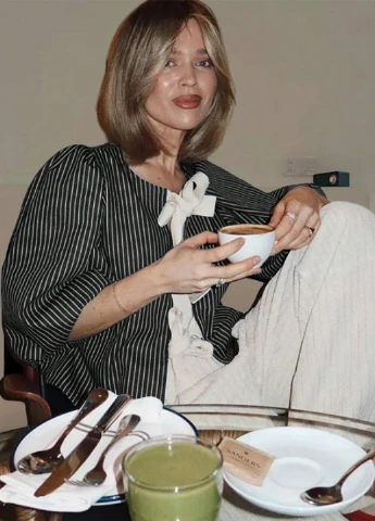 Чорна блуза SHEIN