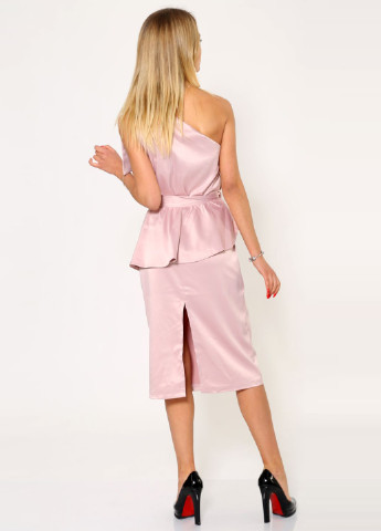 Розовое коктейльное платье с баской, футляр Kamomile однотонное