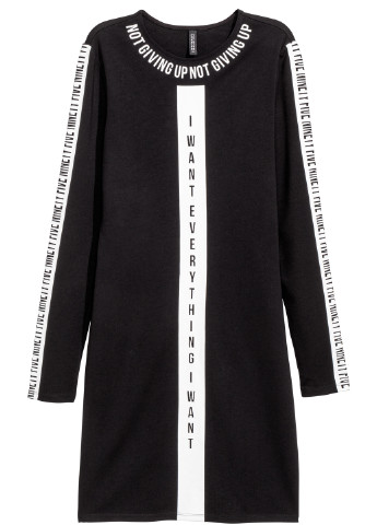 Черно-белое кэжуал платье H&M с надписью