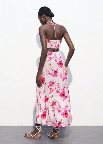 Светло-розовое кэжуал платье с открытыми плечами SHEIN с цветочным принтом