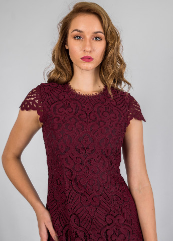 Бордовое коктейльное платье Forever New однотонное