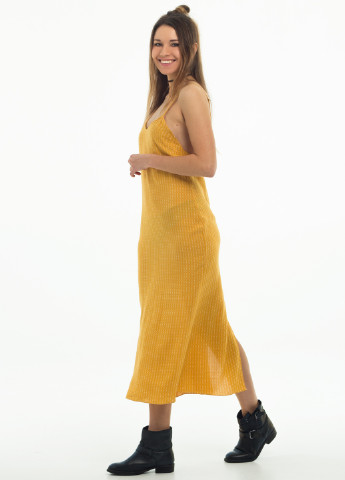 Желтое кэжуал платье макси Norte с геометрическим узором
