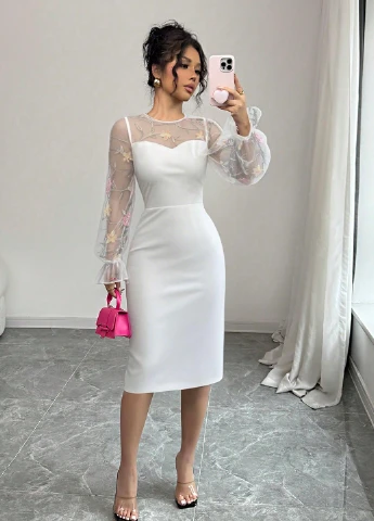 Молочное вечернее платье силуэтная SHEIN однотонное