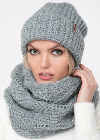 Комплект (шапка, шарф-снуд) Sewel шапка + шарф-снуд однотонні світло-сірі кежуали трикотаж