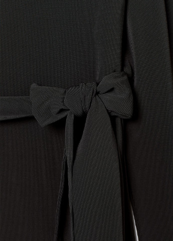 Чорна коктейльна сукня на одне плече H&M