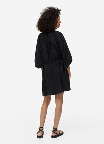 Черное кэжуал платье H&M однотонное