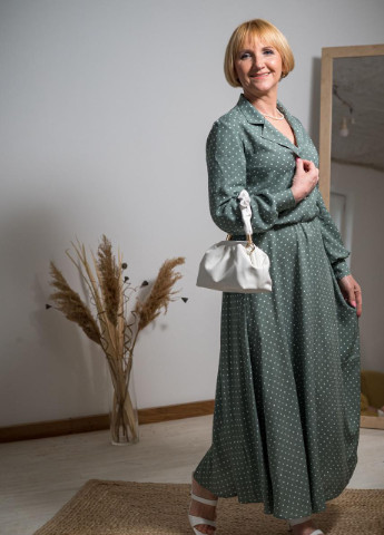 Оливковое (хаки) деловое женское платье с пышной юбкой V.O.G. однотонное