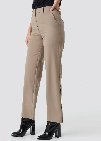 Бежевые кэжуал демисезонные прямые брюки NA-KD