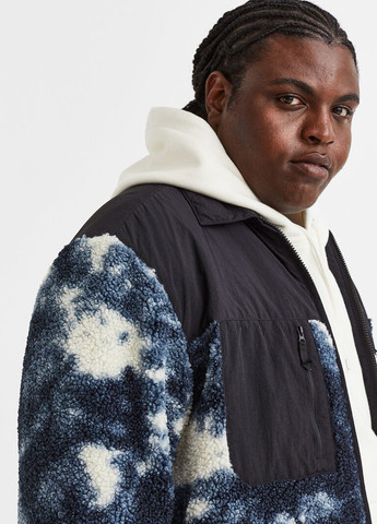 Чорно-біла демісезонна куртка H&M