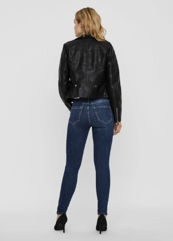 Черная демисезонная куртка Vero Moda