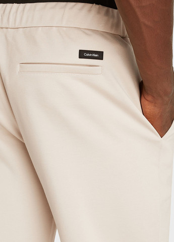 Кремовые классические, кэжуал демисезонные прямые брюки Calvin Klein