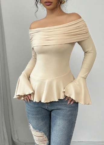 Бежевая блуза с баской SHEIN