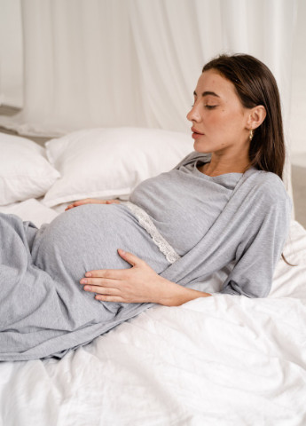 Халат для беременных и кормящих мам пудровий To Be (228254768)