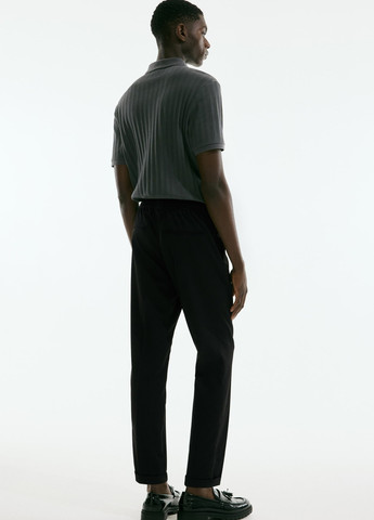 Черные кэжуал демисезонные классические брюки H&M