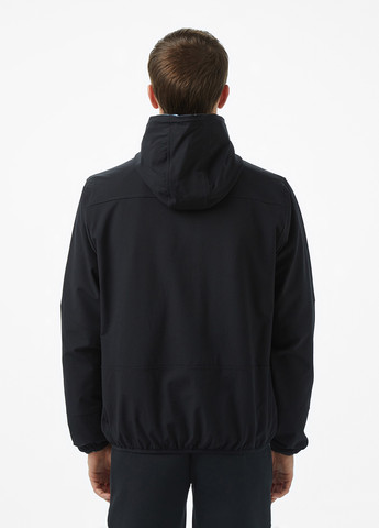 Черная демисезонная куртка Lacoste