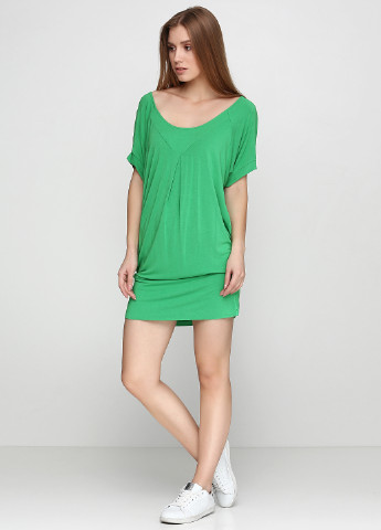 Зеленое кэжуал платье платье-футболка Gaiam однотонное