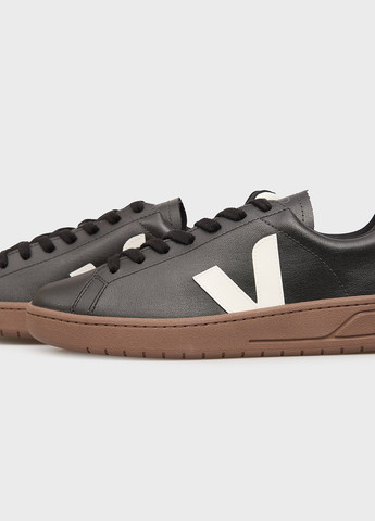 Чорні кеди Veja