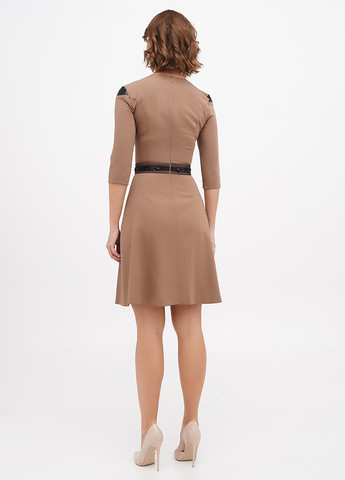 Світло-коричнева кежуал сукня Sassofono однотонна