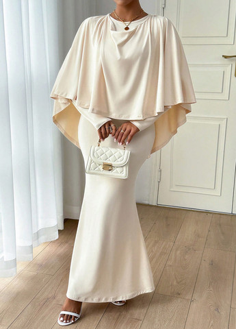 Молочний демісезонний комплект (сукня, накидка) SHEIN