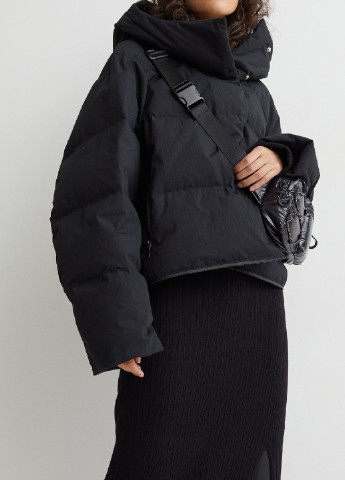 Черное зимнее Пальто H&M