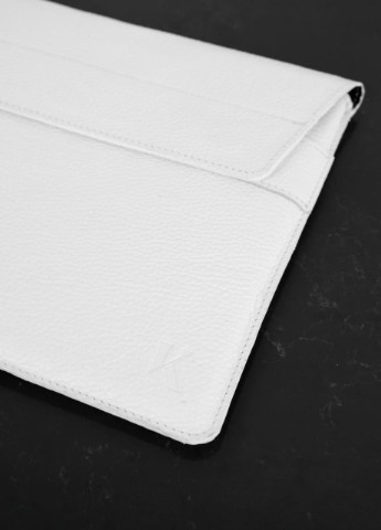 Кожаный чехол для MacBook Air/Pro 13. Кейс из натуральной кожи для Макбука Эир/Про белый зернистый. Папка на магнитах Kozhanty (232535122)