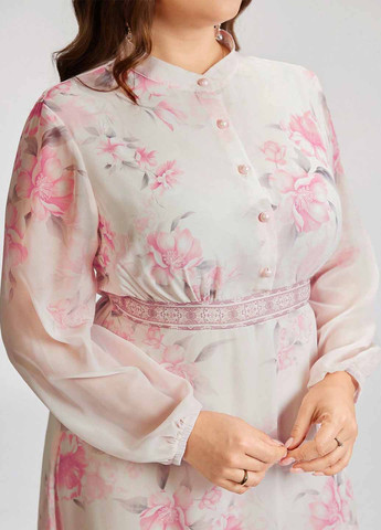 Блідо-рожева святковий сукня кльош SHEIN з квітковим принтом