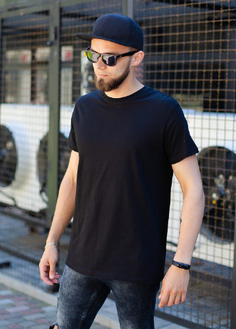 Черная футболка basic с коротким рукавом Without