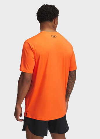 Оранжевая футболка Under Armour